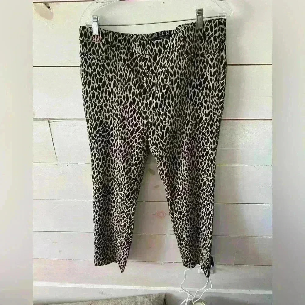 Banana Republic Sloan trousers, size 12, animal print EUC